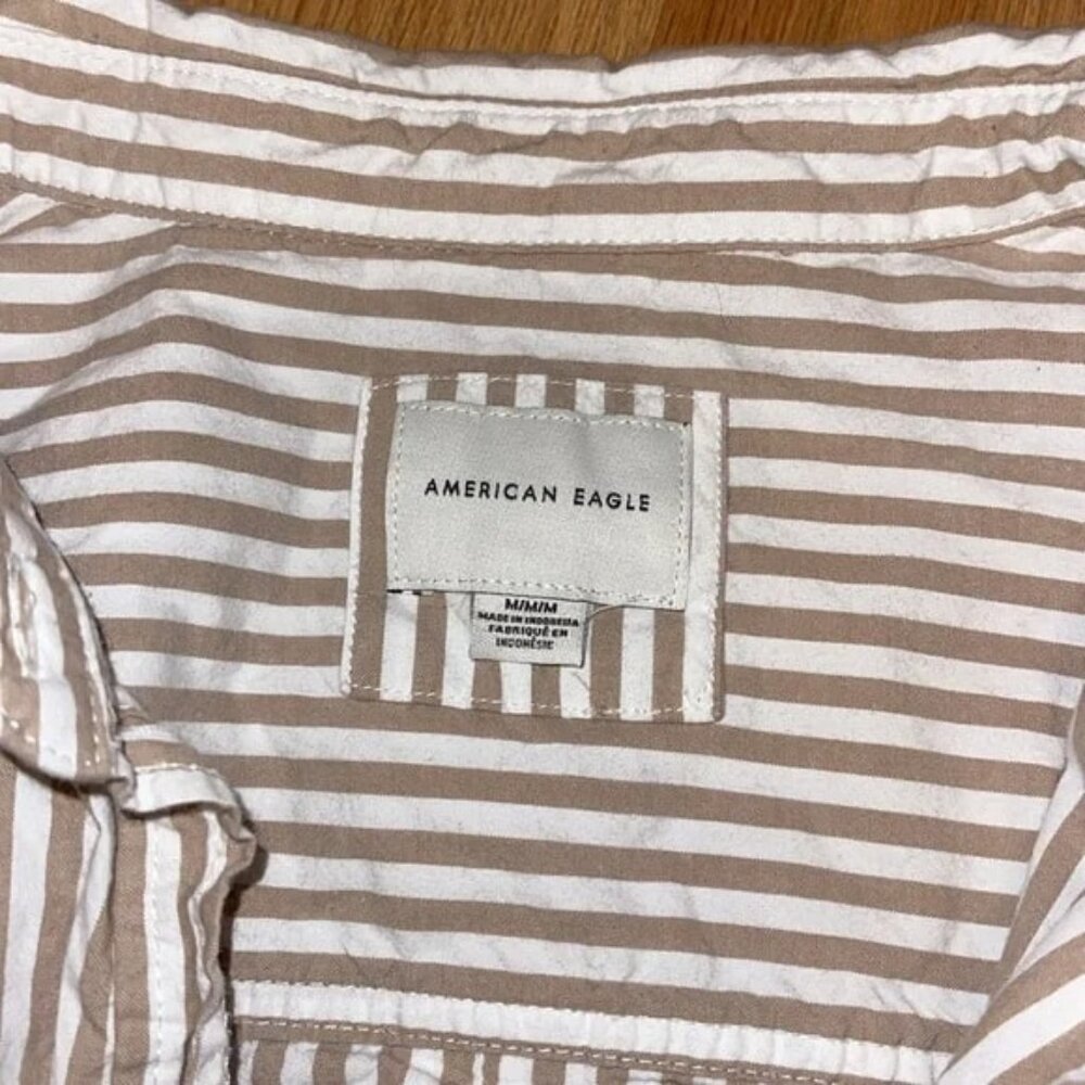 American eagle button down top medium - Picture 2 of 3